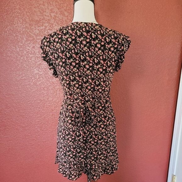 Lulus dress  - Picture 3 of 6